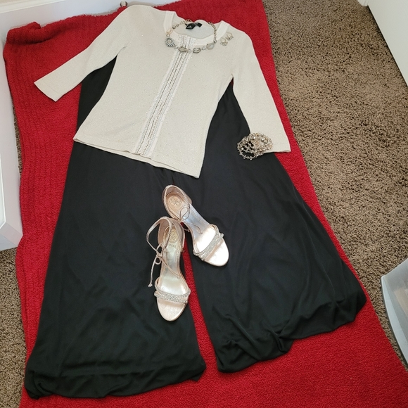 Blue Sage Black Palazzo Pants - Small - Picture 8 of 12